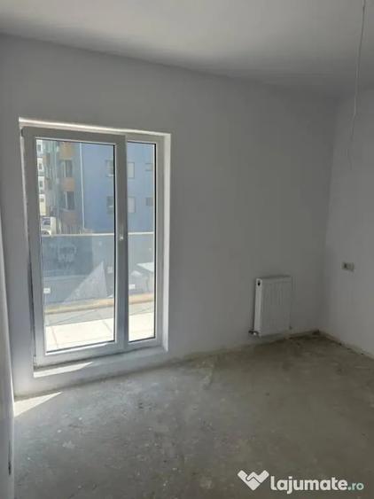 Apartament cu 2 camere decomandat în Mamaia
