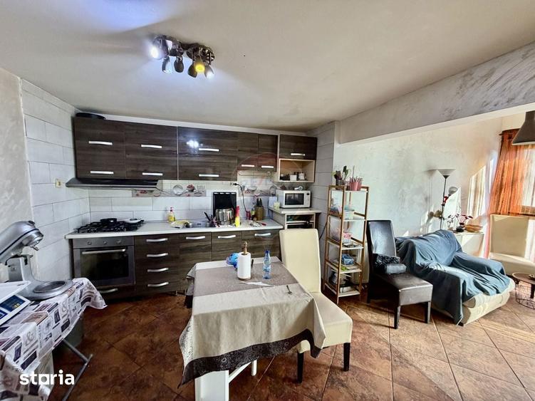 Casa / Vila cu 4 camere de vanzare - 19