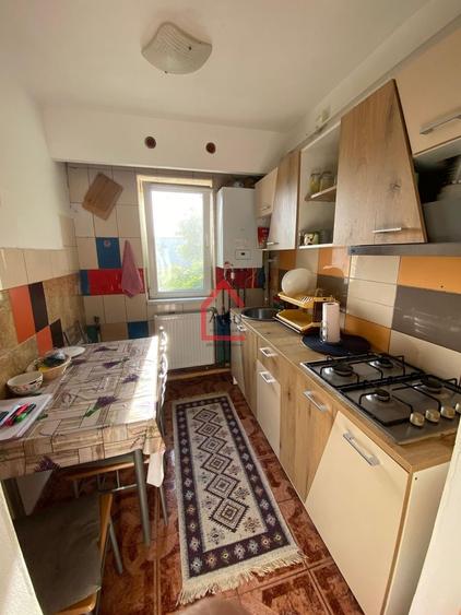 Apartament cu 2 camere semidecomandat, mobilat în Zimbru