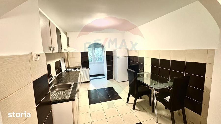 Apartament cu 3 camere, mobilat în Dragoș Vodă