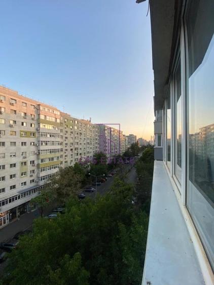 Garsonieră, mobilată în P-ța Victoriei