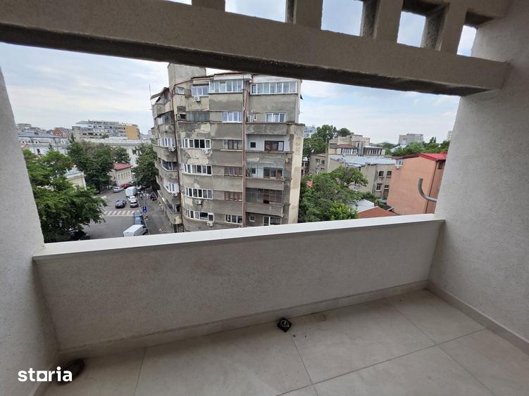 Apartament cu 3 camere în Victoriei