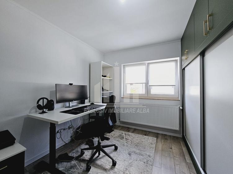 Duplex cu 4 camere cu Canalizare în Cetate