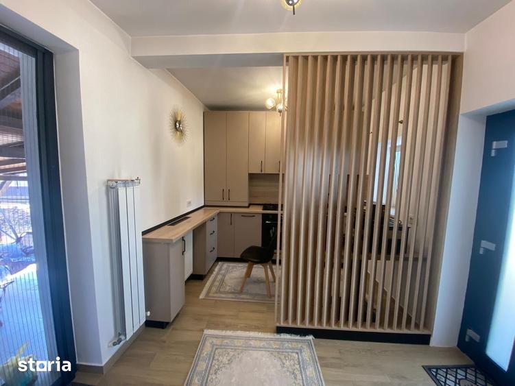 Casă cu 3 camere cu Teren 500 Mp în Central