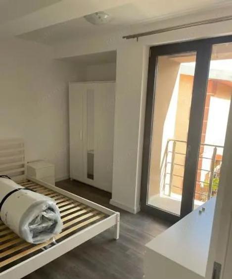 Casă cu 4 camere cu Teren 190 Mp în Giurgiului
