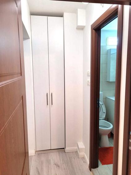 Apartament cu 2 camere semidecomandat în Dristor