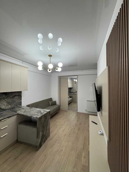 Apartament cu 2 camere decomandat în Palazu Mare