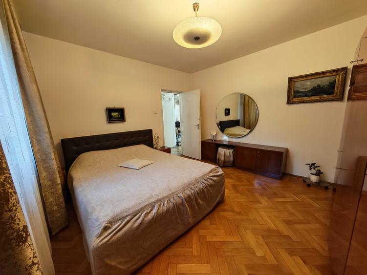 Apartament cu 2 camere decomandat în Semicentral