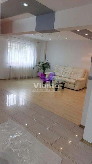 închiriez apartament 3 camere Constitutiei - 1