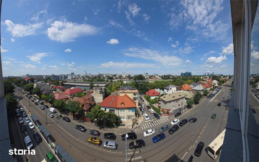 Apartament cu 3 camere decomandat în Tei