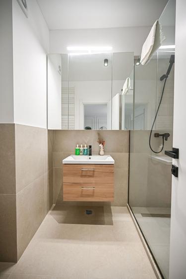 Apartament cu 2 camere decomandat în Mamaia-Sat