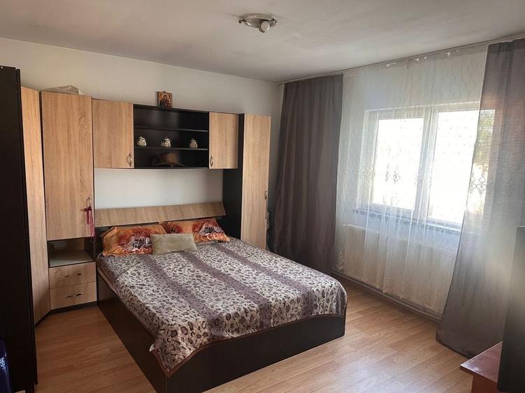 Casă cu 3 camere în Poiana