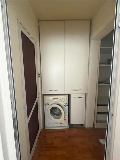 Apartament cu 3 camere decomandat, mobilat în Viziru 3