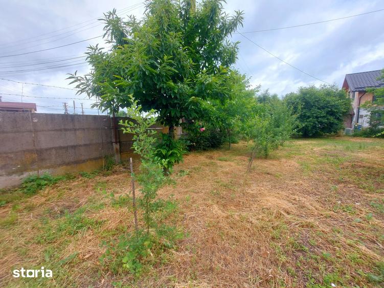 Casă cu 2 camere cu Teren 872 Mp în Șirna