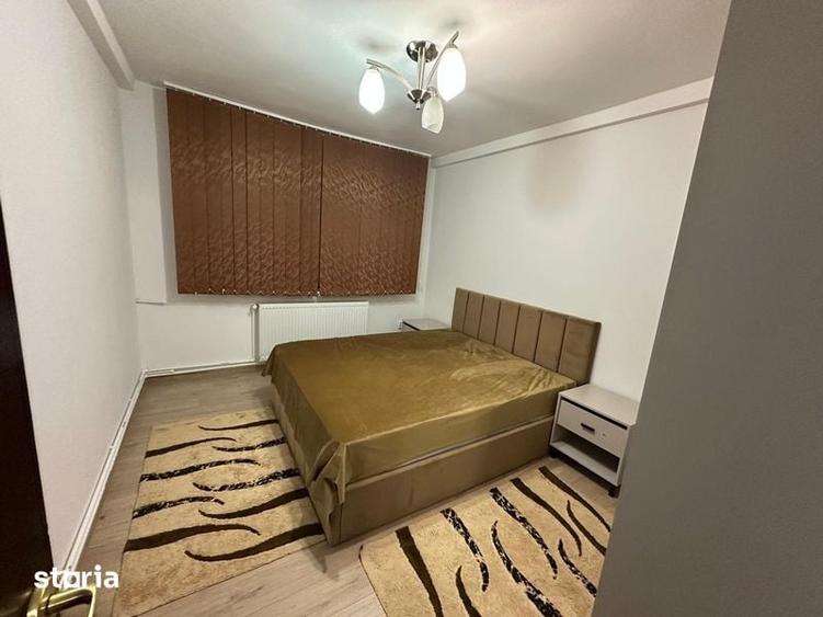Apartament cu 3 camere semidecomandat, mobilat în Central
