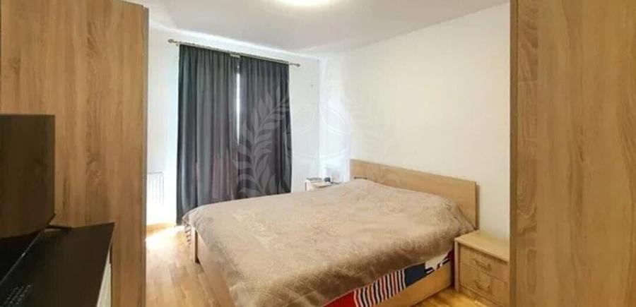 Apartament cu 3 camere decomandat, mobilat în Albert