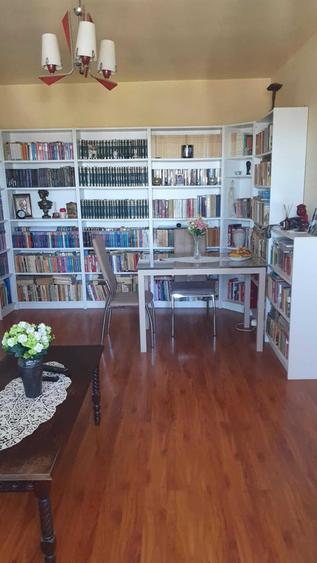 Apartament cu 4 camere semidecomandat în Brâncoveanu
