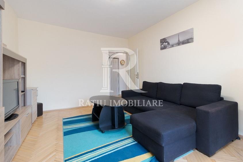 Apartament cu 2 camere decomandat, mobilat în Ultracentral