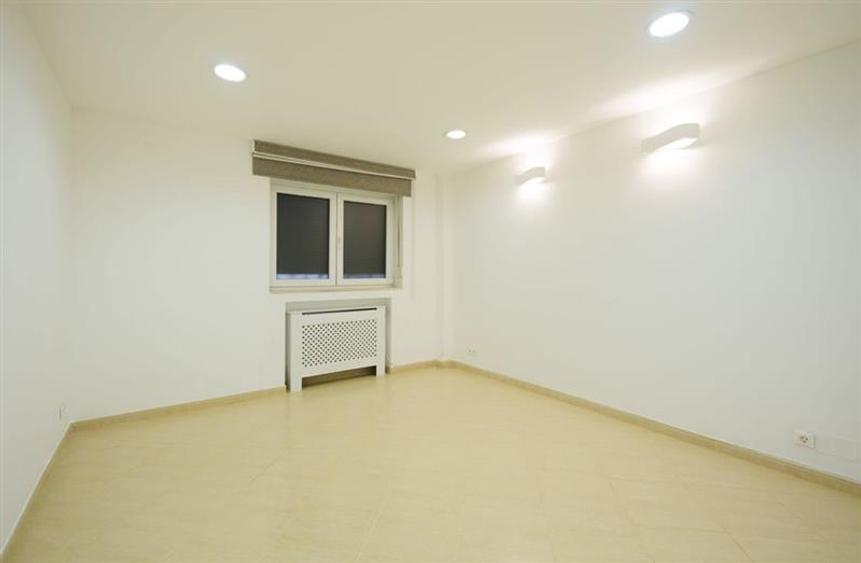 Apartament 3 camere - perfect pentru birou - 7