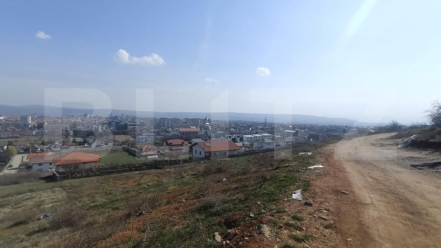 Teren Construcții intravilan de 600 mp, în Cetate