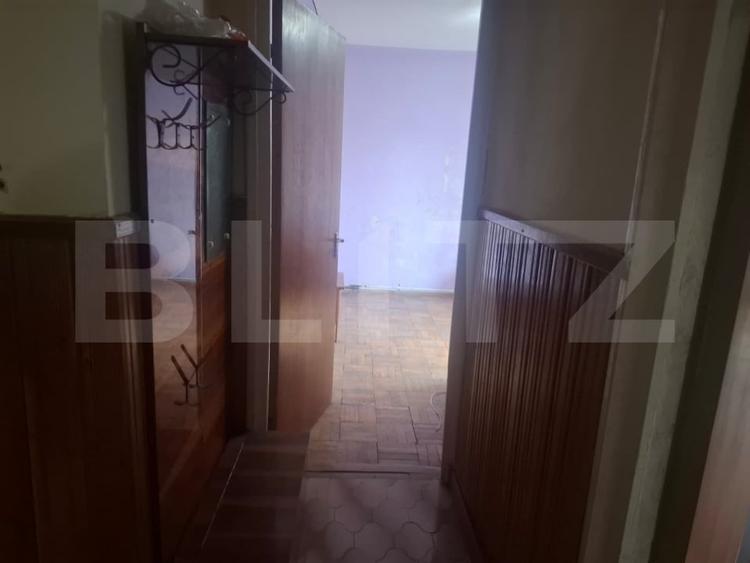 Apartament 3 camere, 65 mp, zona Găești - 1