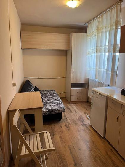 Garsonieră semidecomandată în Central