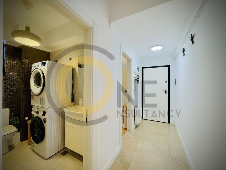 Apartament cu 5 camere decomandat, mobilat în Băneasa