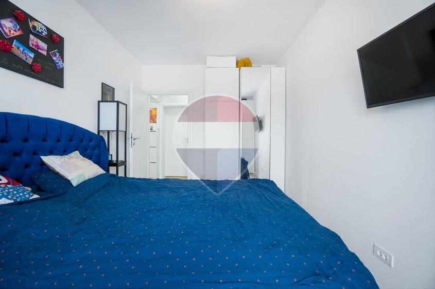 Apartament cu 3 camere decomandat, mobilat în Sânpetru