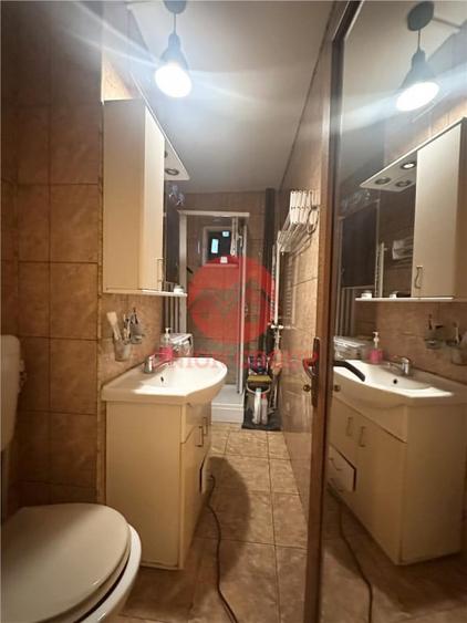 Apartament cu 2 camere semidecomandat în Casa de Cultură