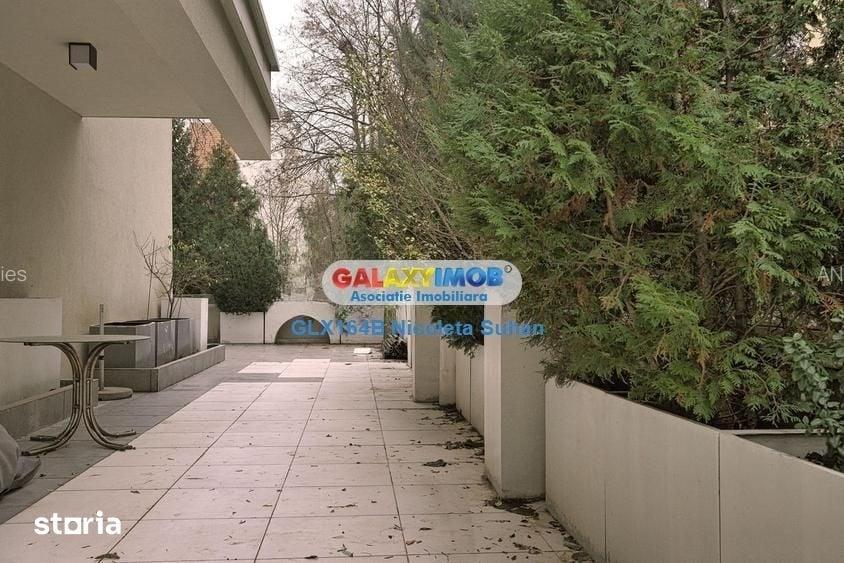 Apartament cu 5 camere în Nordului
