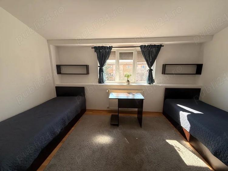 Apartament cu 2 camere decomandat, mobilat în Dâmbovița