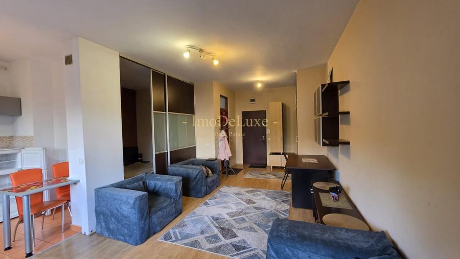 Apartament cu 2 camere semidecomandat, mobilat în Mărăști