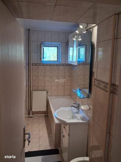 Apartament cu 3 camere decomandat în Alexandru cel Bun
