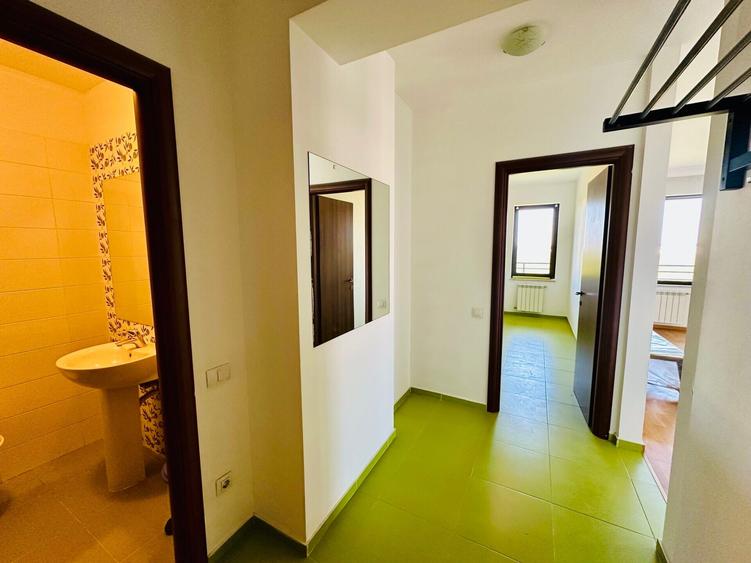 Apartament cu 2 camere semidecomandat, mobilat în Băneasa