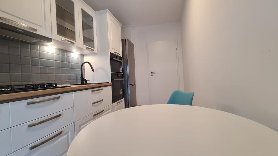 Apartament cu 2 camere semidecomandat, mobilat în Aviației