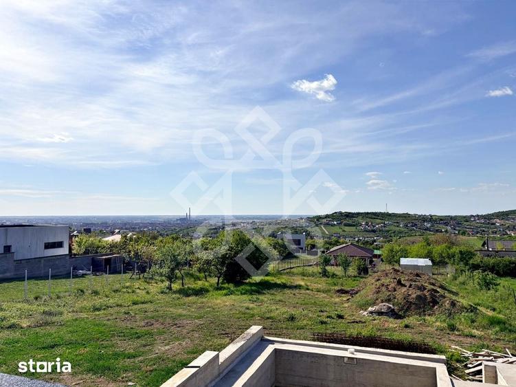 Casă cu 7 camere cu Teren 1146 Mp în Iorga