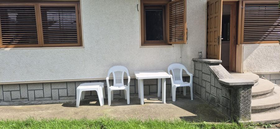 Apartament cu 3 camere decomandat în Câmpina