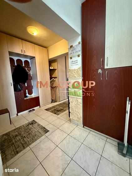 Apartament cu 3 camere decomandat în Gară