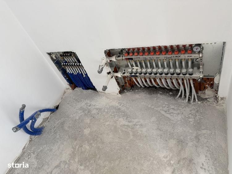 Casă cu 4 camere în Paleu