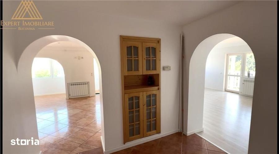 Apartament cu 5 camere în Central
