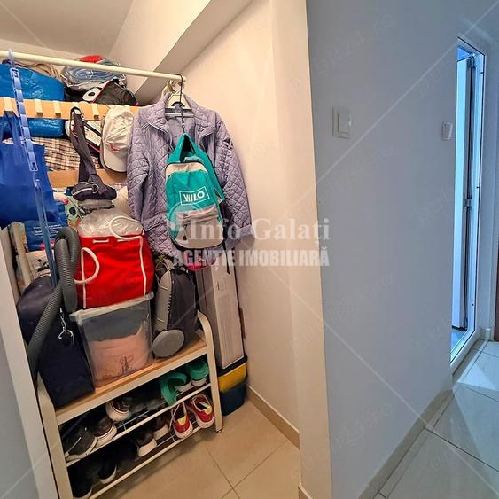 Apartament cu 4 camere semidecomandat în Mazepa 1