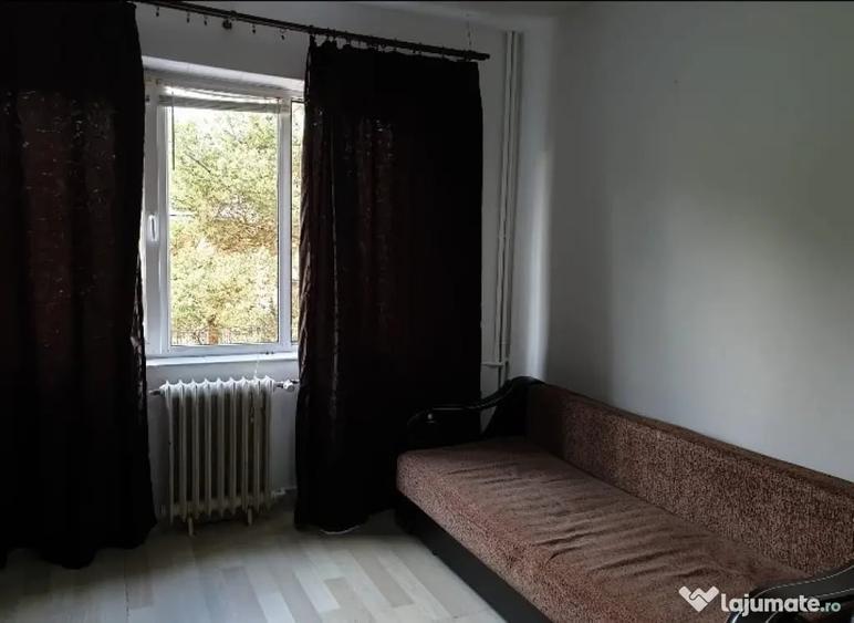 Garsonieră în Central