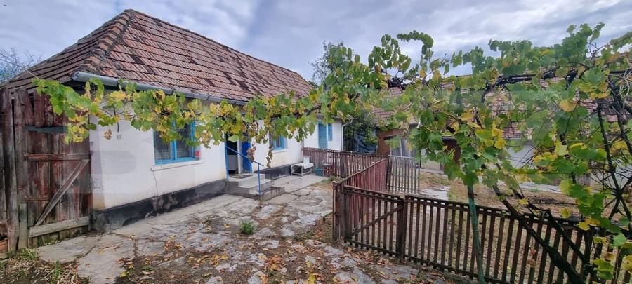 Casă individuală cu 3 camere cu Canalizare în Boian