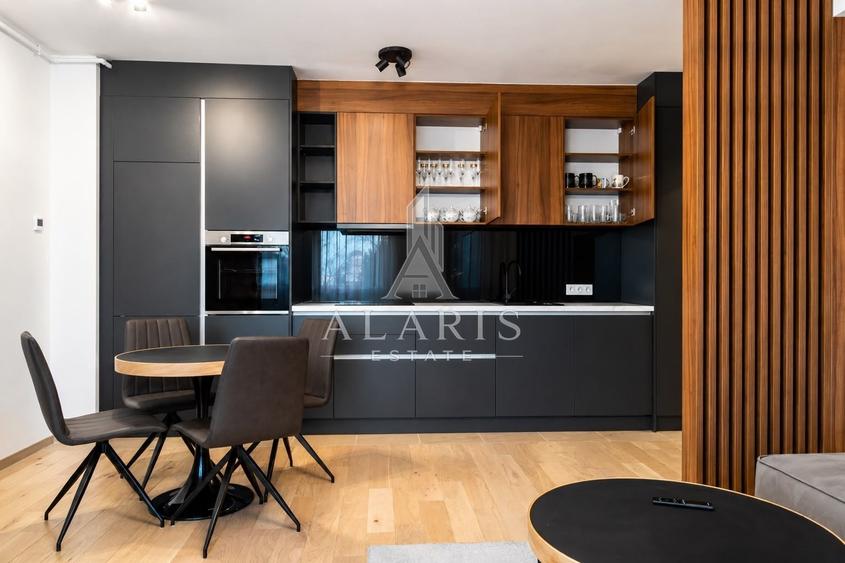 Apartament cu 2 camere semidecomandat, mobilat în Take Ionescu