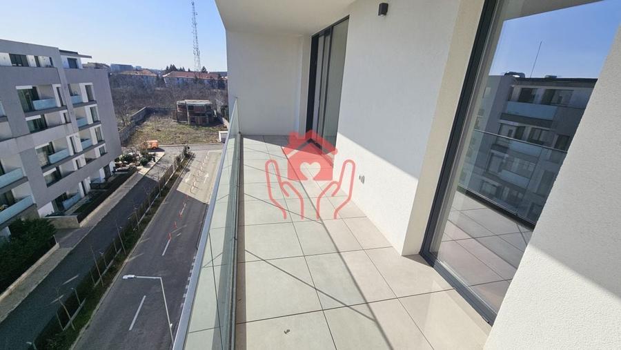Apartament cu 3 camere decomandat în Băneasa
