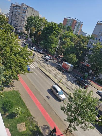 Apartament cu 2 camere decomandat în Podu Roș