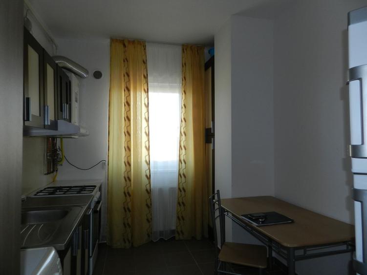 Închiriere 2 camere decomandat | 54 mp + balcon | Parcare subterană - 19