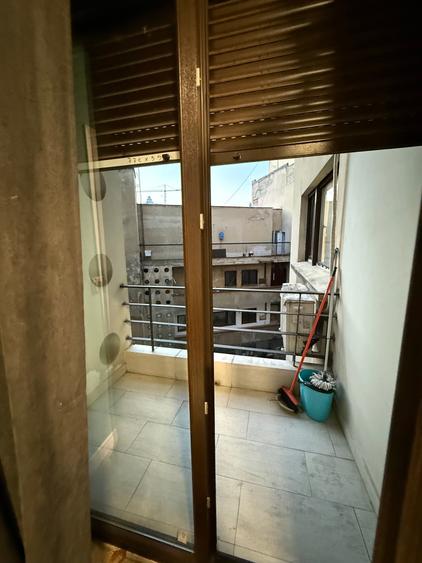 CALEA VICTORIEI, 2 camere deosebit, etaj 5, 50 mp, centrala bloc, cochet - 10