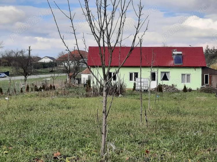 Casă cu 3 camere cu Teren 2730 Mp în Miersig