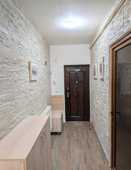 Apartament cu 2 camere decomandat în Florești